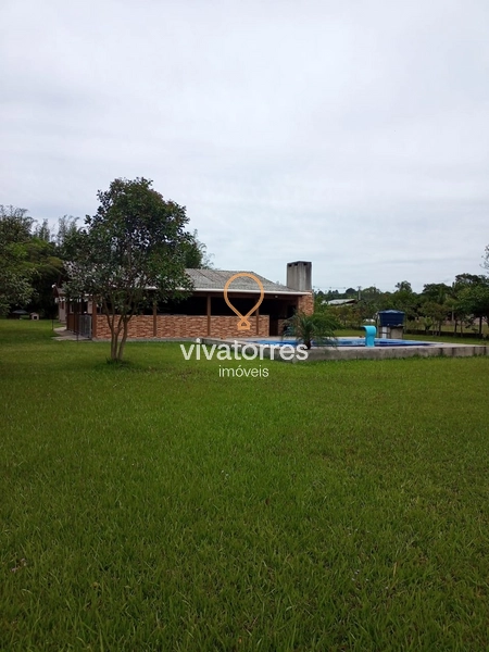 Terro com 2 casa e piscina -Torres Rs-: 4ª foto da galeria de imagens do imóvel