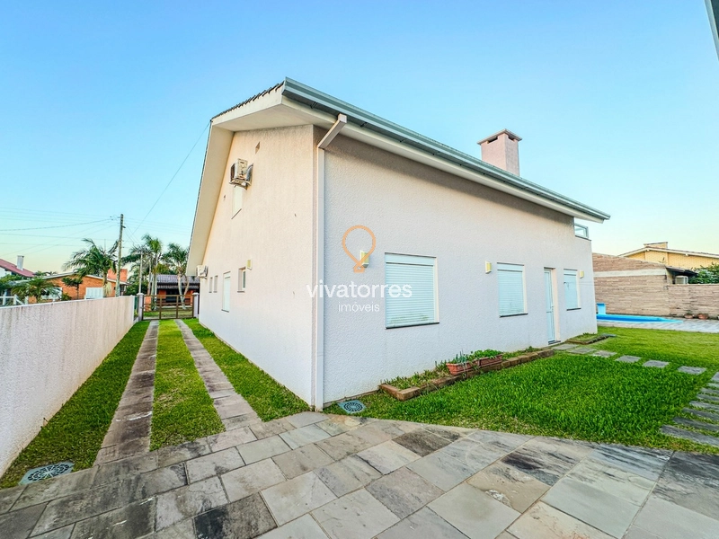 Casa com 5 dormitórios (1 suíte), Praia Paraíso -Torres Rs-: 6ª foto da galeria de imagens do imóvel