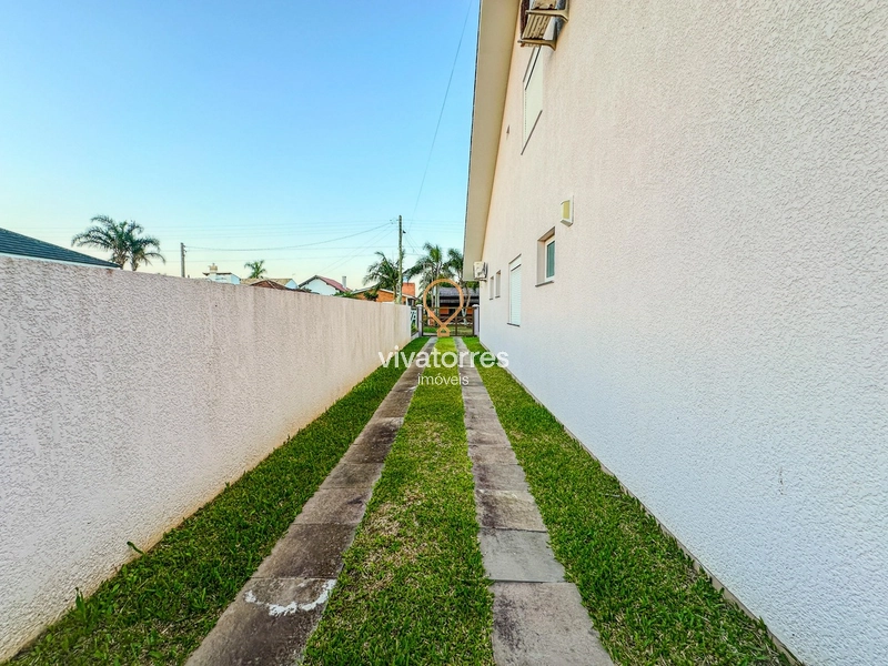Casa com 5 dormitórios (1 suíte), Praia Paraíso -Torres Rs-: 8ª foto da galeria de imagens do imóvel