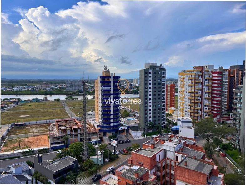 Apartamento no centro -Torres RS-: 3ª foto da galeria de imagens do imóvel