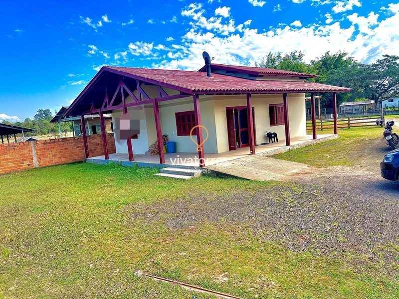 Casa 2 dormitórios sendo 1 suíte- Torres rs-: 1ª foto da galeria de imagens do imóvel