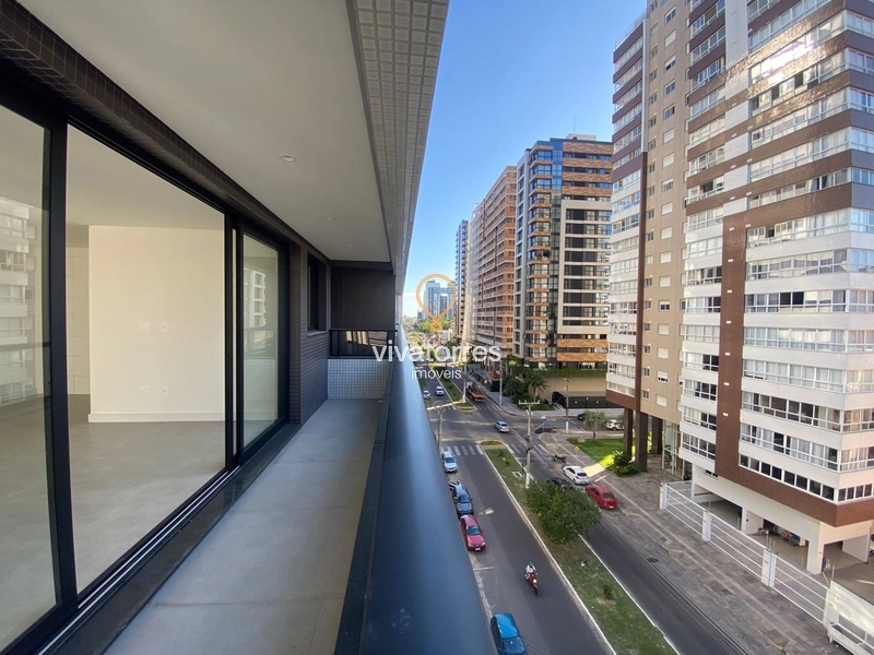 Apartamento 03 dormitórios sendo 01 suíte - Torres Rs-