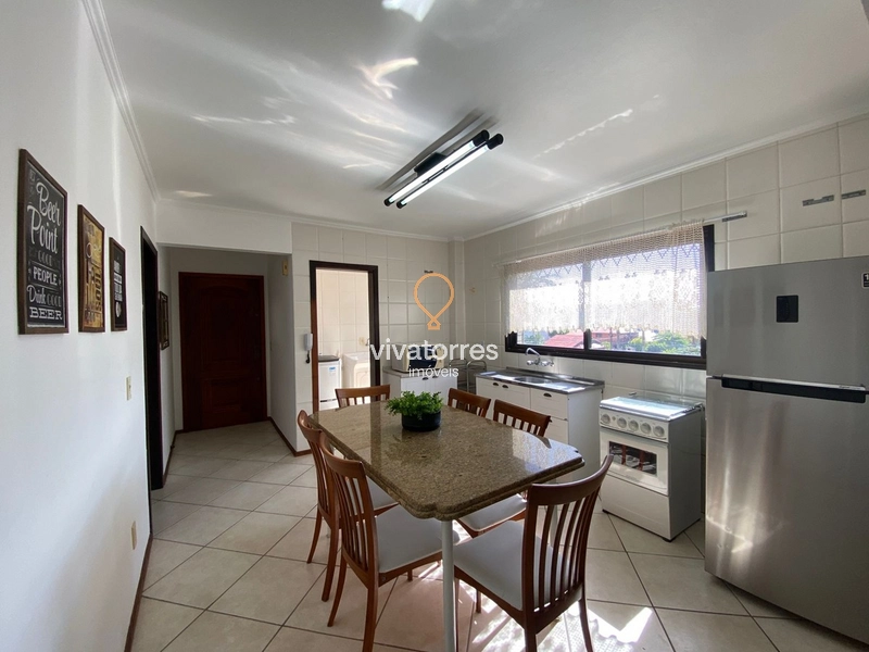 Apartamento 02 dormitórios sendo 01 suíte -Torres rs-