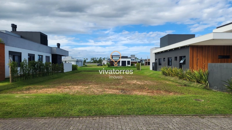 Lote fundos lagos: 1ª foto da galeria de imagens do imóvel