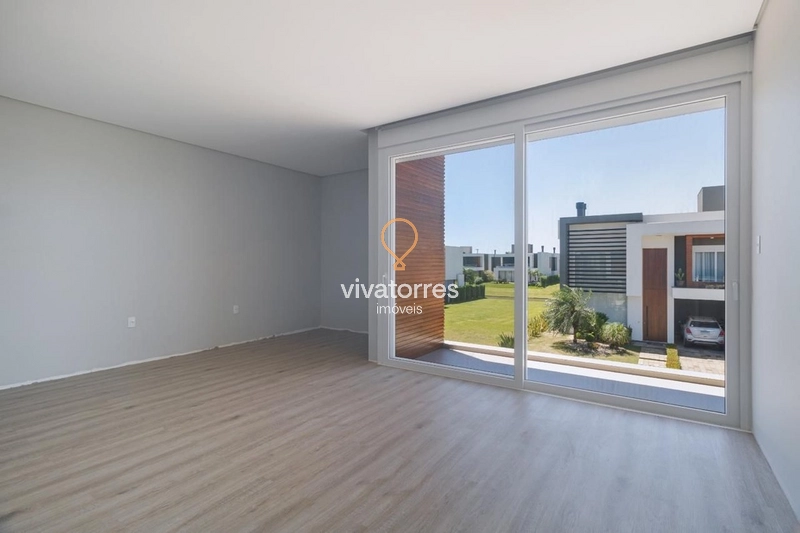 Casa com 4 suítes em condomínio fechado de Torres: 10ª foto da galeria de imagens do imóvel