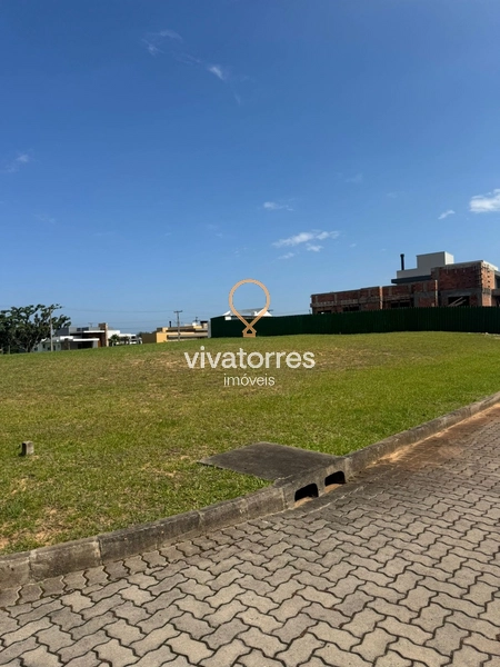 Lote  em condomínio fechado de Torres: 7ª foto da galeria de imagens do imóvel