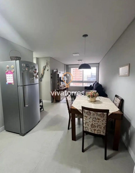 Apartamento de 2 dormitórios com suíte mobiliado no Centro de Torres: 5ª foto da galeria de imagens do imóvel