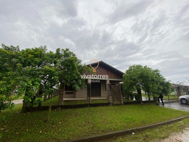 Casa na Praia Paraiso- Torres Rs-: 3ª foto da galeria de imagens do imóvel