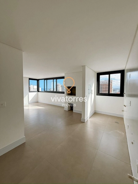 Apartamento de 2 dormitórios sendo 1 suíte -Torres Rs-: 2ª foto da galeria de imagens do imóvel