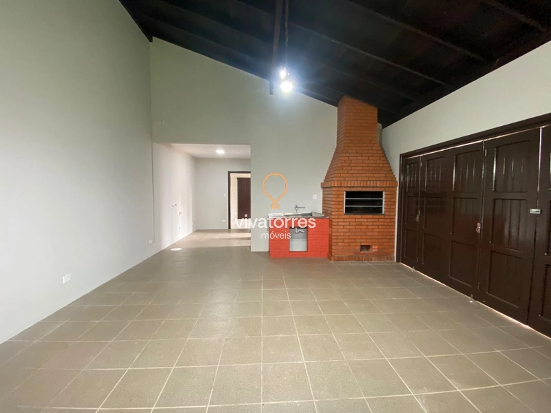 Belíssima casa em estilo clássico: 21ª foto da galeria de imagens do imóvel