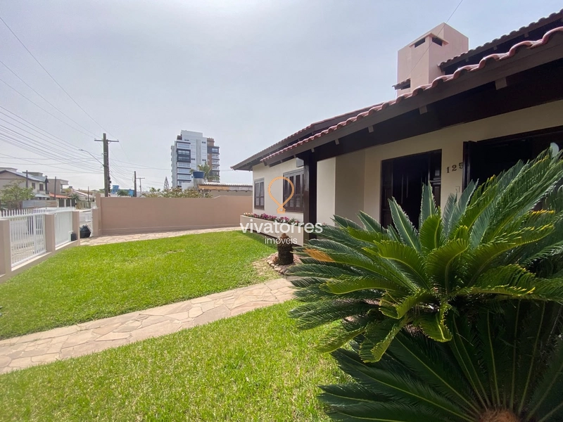 Belíssima casa em estilo clássico: 5ª foto da galeria de imagens do imóvel