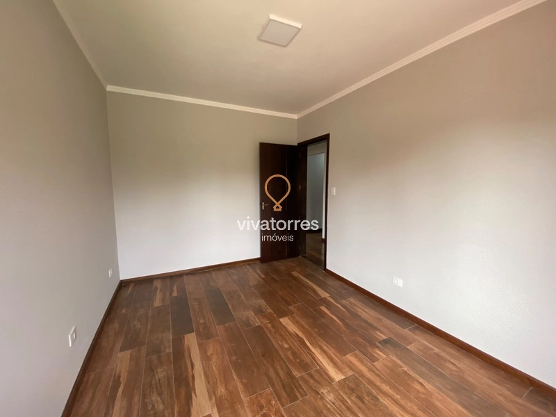 Belíssima casa em estilo clássico: 20ª foto da galeria de imagens do imóvel