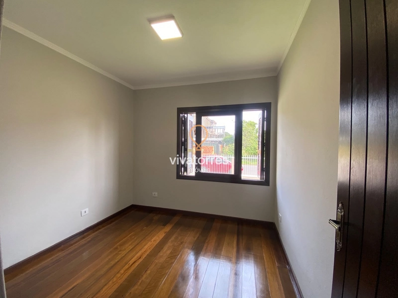 Belíssima casa em estilo clássico: 32ª foto da galeria de imagens do imóvel