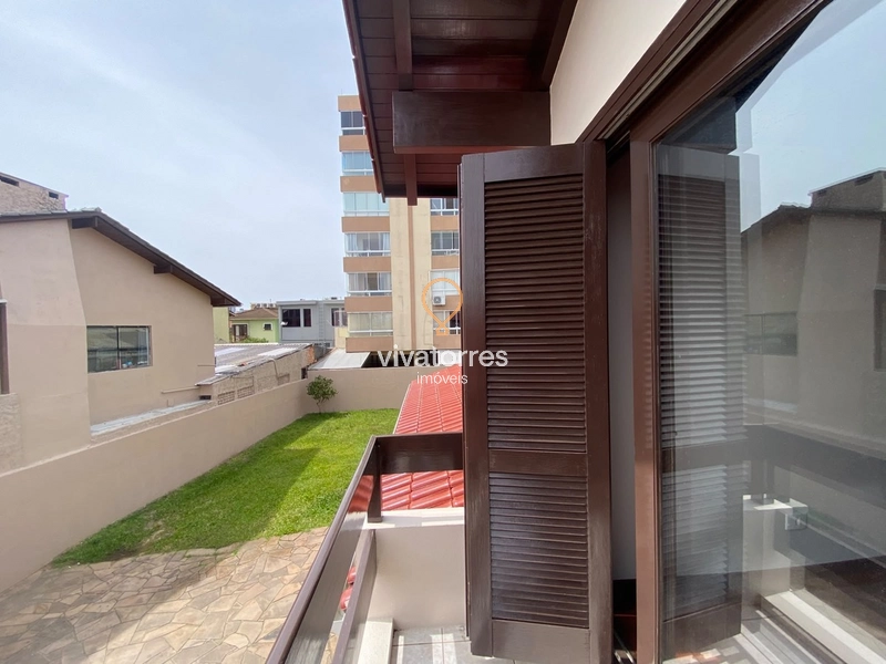 Belíssima casa em estilo clássico: 34ª foto da galeria de imagens do imóvel