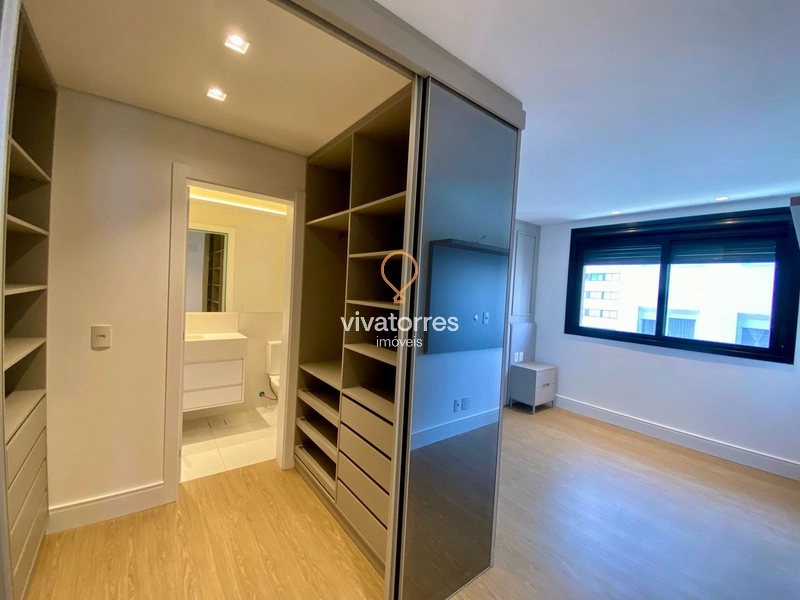 Apartamento 3 dormitórios na Praia Grande: 2ª foto da galeria de imagens do imóvel
