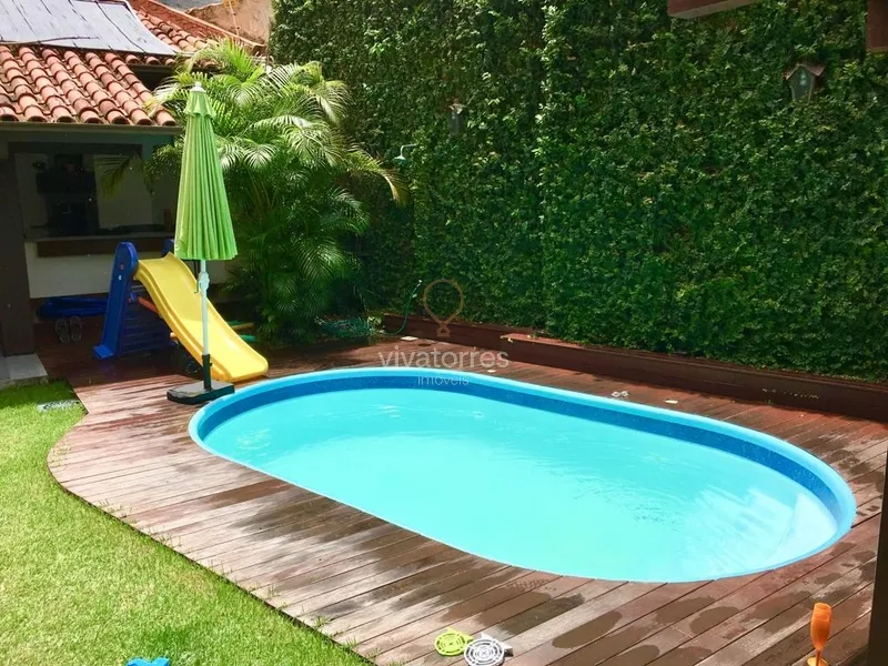 Linda casa próxima a praia: 9ª foto da galeria de imagens do imóvel