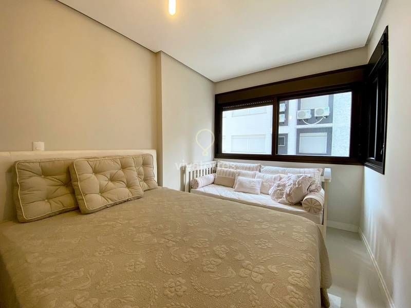 Apartamento mobiliado com 3 dormitórios e sacada com churrasqueira: 36ª foto da galeria de imagens do imóvel