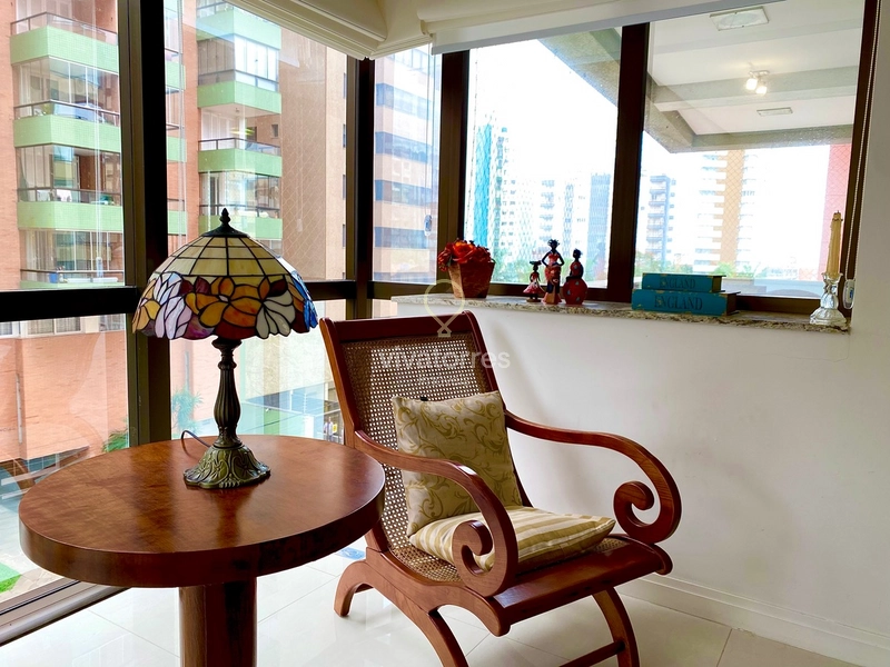 Apartamento mobiliado com 3 dormitórios e sacada com churrasqueira: 15ª foto da galeria de imagens do imóvel