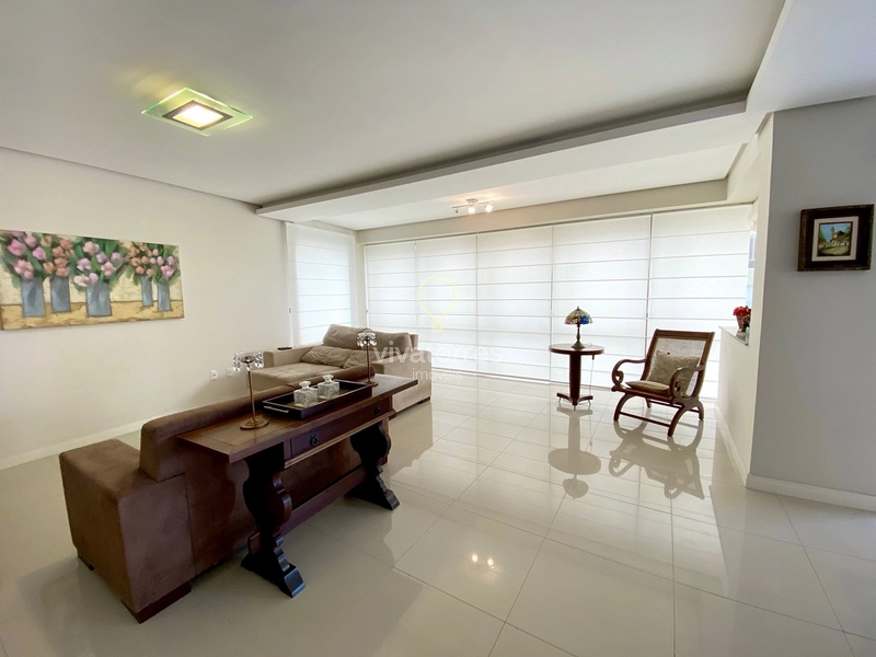 Apartamento mobiliado com 3 dormitórios e sacada com churrasqueira: 4ª foto da galeria de imagens do imóvel