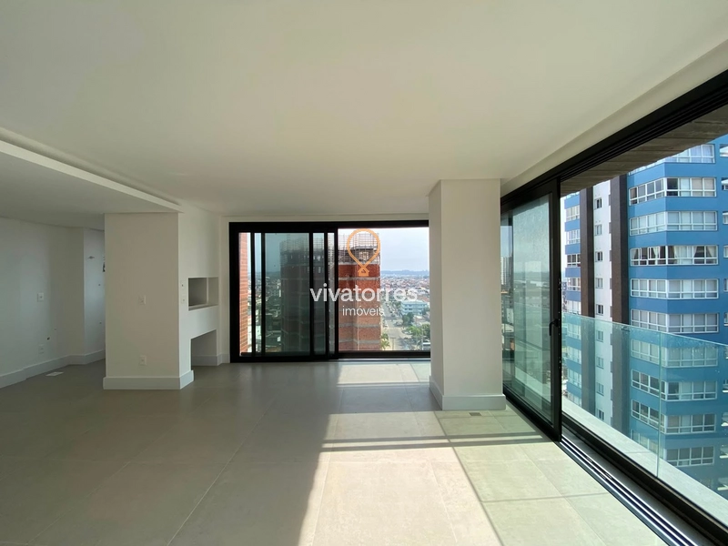 Apartamento 2 suítes no Centro