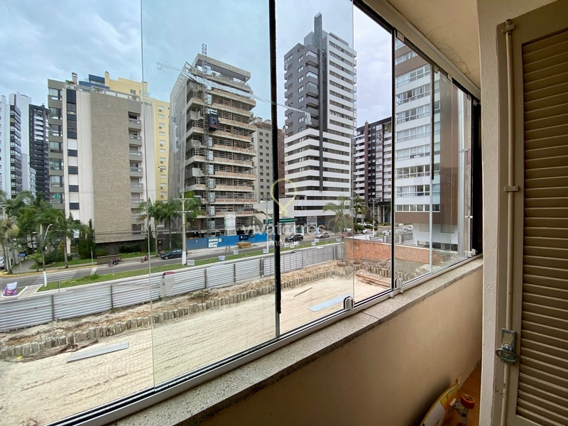 Apartamento de 2 dormitórios bem localizado próximo ao mar: 21ª foto da galeria de imagens do imóvel