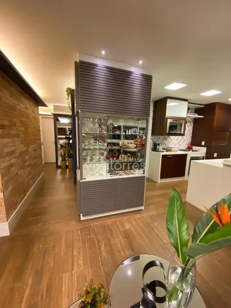 Apartamento com 3 dormitórios ao lado das Quatro Praças: 11ª foto da galeria de imagens do imóvel