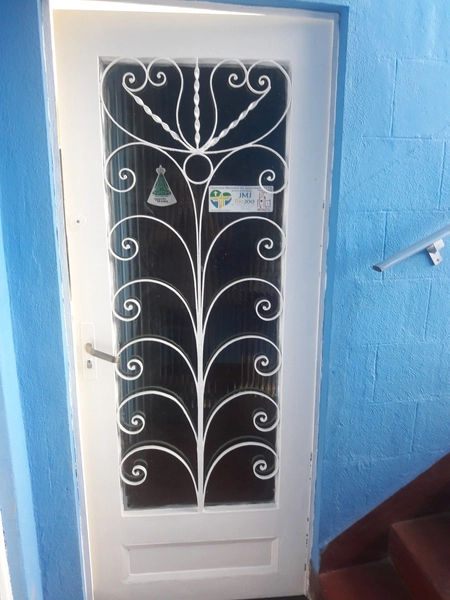 ALUGO APARTAMENTO EM PADRE MIGUEL!