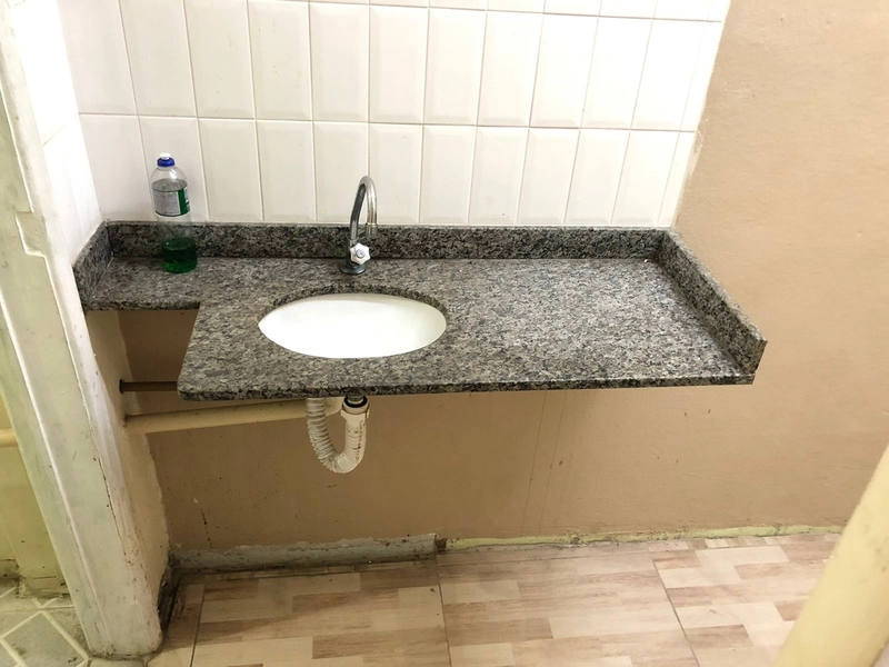 ALUGO SALA COMERCIAL EM BANGU!!!!: 2ª foto da galeria de imagens do imóvel
