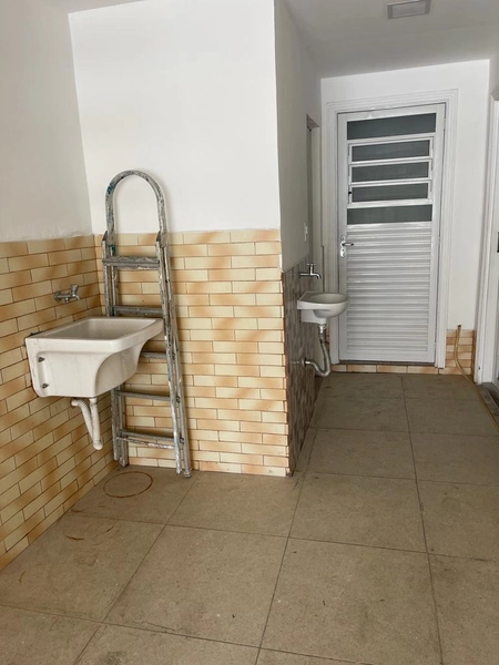 CASA COM 03 QUARTOS EM BANGU!: 30ª foto da galeria de imagens do imóvel