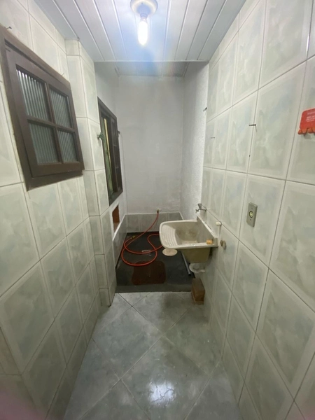 ALUGO CASA COM 01 QUARTO EM BANGU!: 7ª foto da galeria de imagens do imóvel