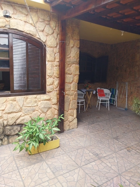 VENDO EXCELENTE CASA COM 02 QUARTOS EM BANGU!!!: 4ª foto da galeria de imagens do imóvel