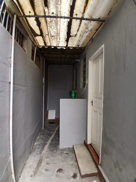 ALUGO CASA COM 01 QUARTO E GARAGEM EM PADRE MIGUEL!: 5ª foto da galeria de imagens do imóvel