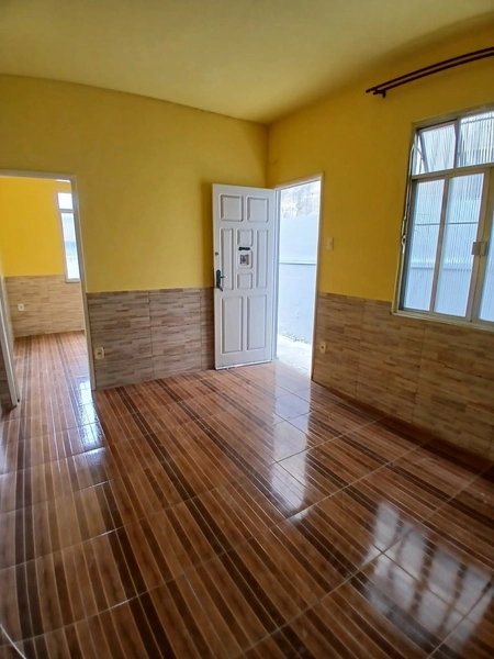 ALUGO CASA COM 01 QUARTO E GARAGEM EM PADRE MIGUEL!: 8ª foto da galeria de imagens do imóvel