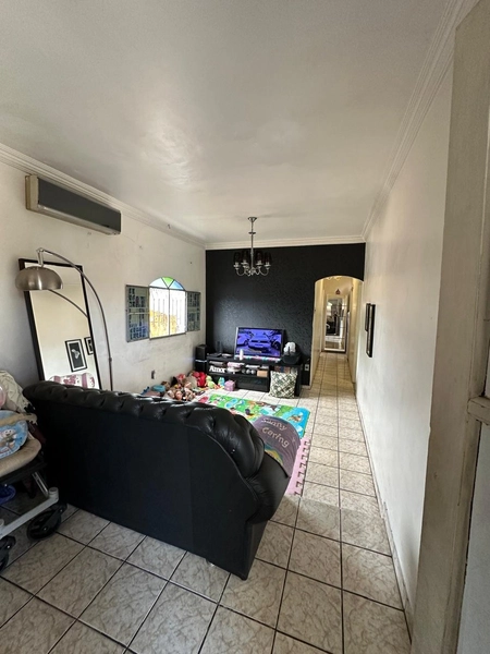 VENDO CASA COM 03 QUARTOS !!!: 3ª foto da galeria de imagens do imóvel