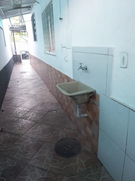 ALUGO CASA DE 01 QUARTO EM PADRE MIGUEL!: 2ª foto da galeria de imagens do imóvel