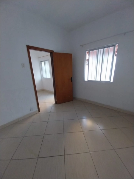 ALUGO CASA DE 01 QUARTO EM PADRE MIGUEL!: 9ª foto da galeria de imagens do imóvel