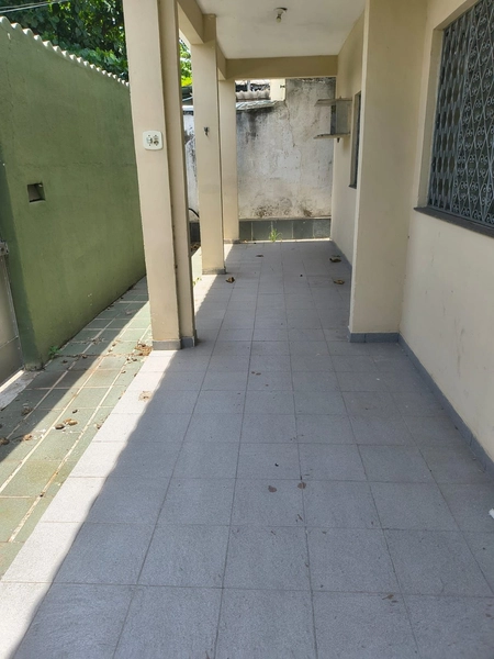 ALUGO CASA COM 03 QUARTOS EM BANGU!: 5ª foto da galeria de imagens do imóvel