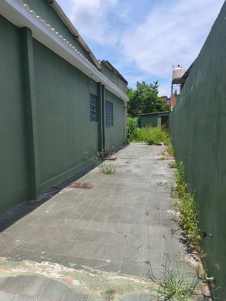 ALUGO CASA COM 03 QUARTOS EM BANGU!: 4ª foto da galeria de imagens do imóvel