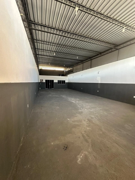 ALUGO GALPÕES NA ESTRADA DA ÁGUA BRANCA!: 2ª foto da galeria de imagens do imóvel