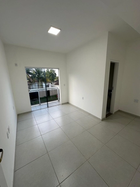 ALUGO CASA COM 02 QUARTOS !: 13ª foto da galeria de imagens do imóvel