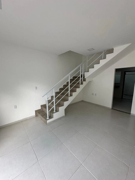 ALUGO CASA COM 02 QUARTOS !: 14ª foto da galeria de imagens do imóvel