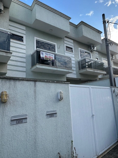 ALUGO CASA COM 02 QUARTOS !: 1ª foto da galeria de imagens do imóvel