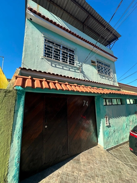 VENDO EXCELENTE CASA COM 02 QUARTOS !: 1ª foto da galeria de imagens do imóvel