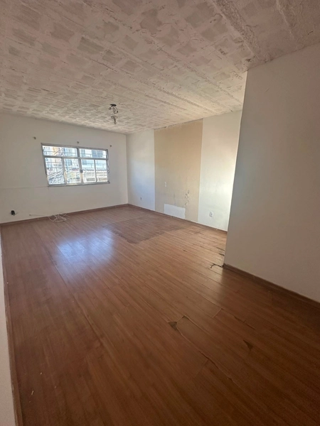 VENDO EXCELENTE CASA COM 02 QUARTOS !: 11ª foto da galeria de imagens do imóvel