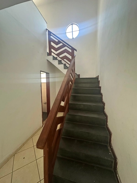 VENDO EXCELENTE CASA COM 02 QUARTOS !: 8ª foto da galeria de imagens do imóvel