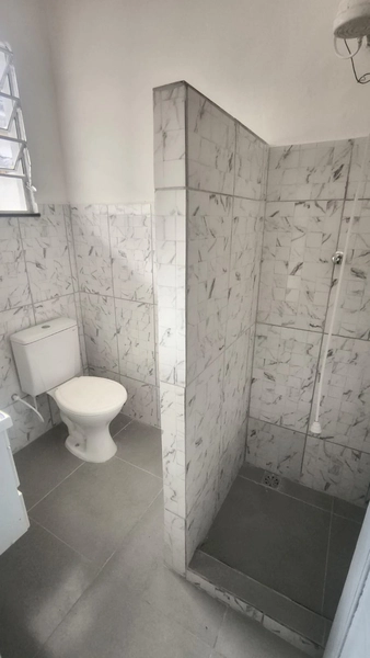 ALUGO CASA COM 01 QUARTO EM BANGU!!!: 2ª foto da galeria de imagens do imóvel