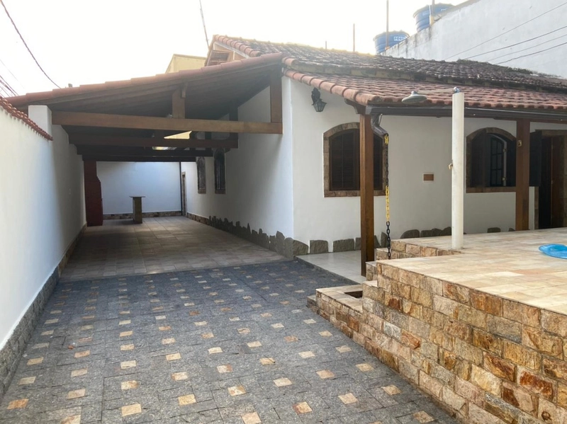 Alugo Excelente Casa linear com 03 quartos, suíte e Piscina em Bangu!: 4ª foto da galeria de imagens do imóvel