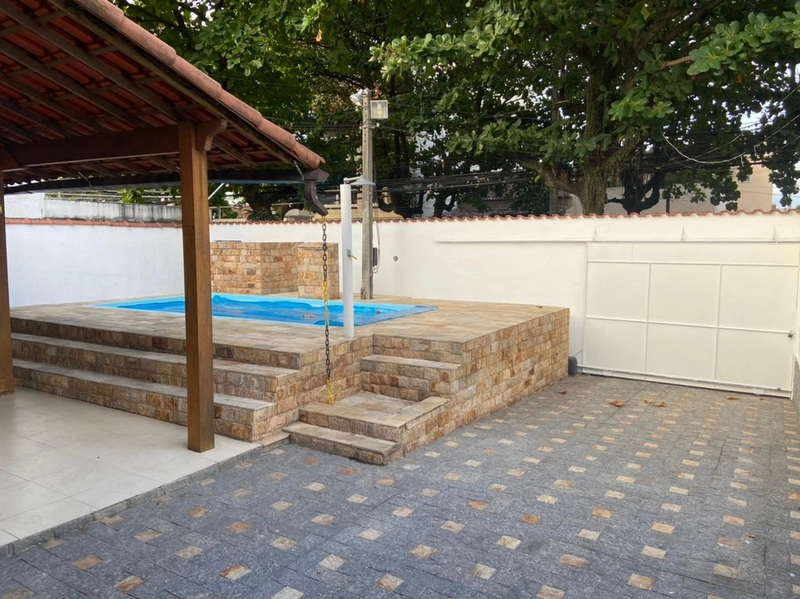 Alugo Excelente Casa linear com 03 quartos, suíte e Piscina em Bangu!: 3ª foto da galeria de imagens do imóvel