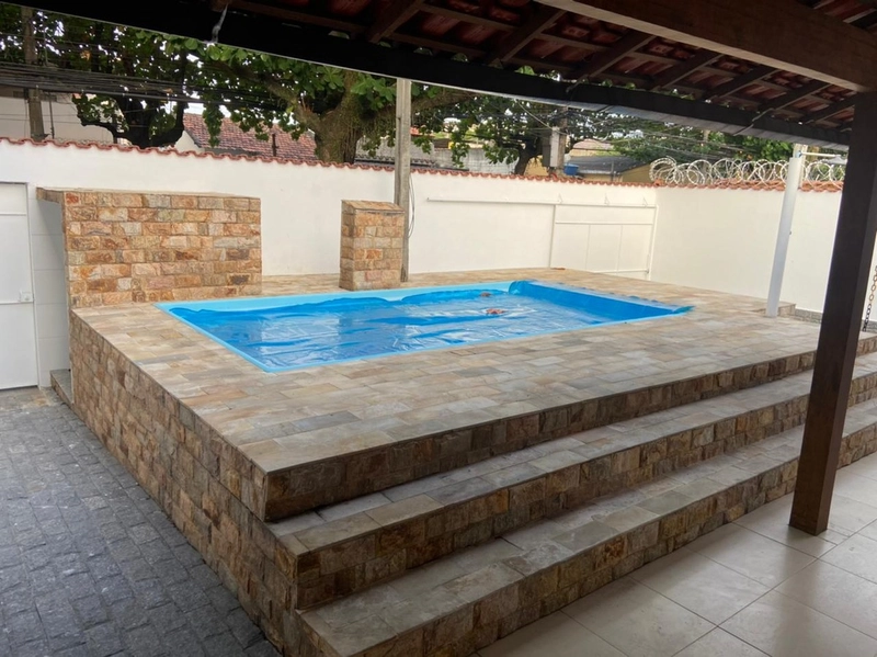 Alugo Excelente Casa linear com 03 quartos, suíte e Piscina em Bangu!: 1ª foto da galeria de imagens do imóvel