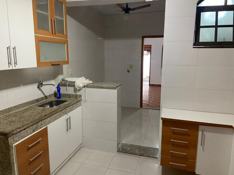 Alugo Excelente Casa linear com 03 quartos, suíte e Piscina em Bangu!: 13ª foto da galeria de imagens do imóvel